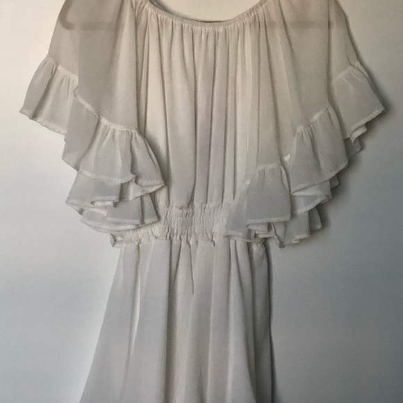 WHITE RUFFLE OFF-THE-SHOULDER ROMPER PLAYSUIT - Picture 5 of 5